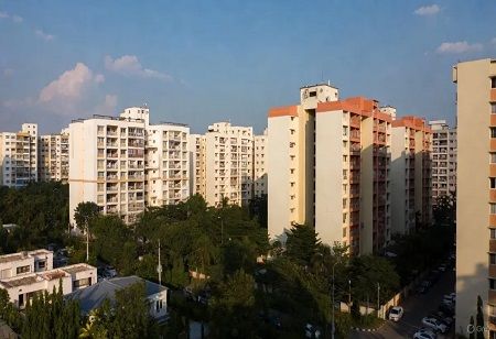 Bengaluru Tops Q2 Housing, Mumbai Leads Sales, NCR Prices 